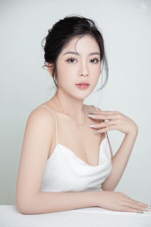 Chị Thủy Tiên