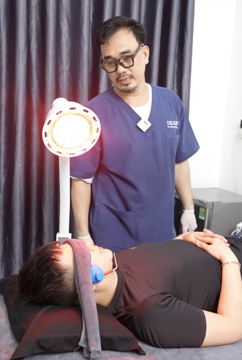 điều trị theo liệu pháp ánh sáng hồng ngoại